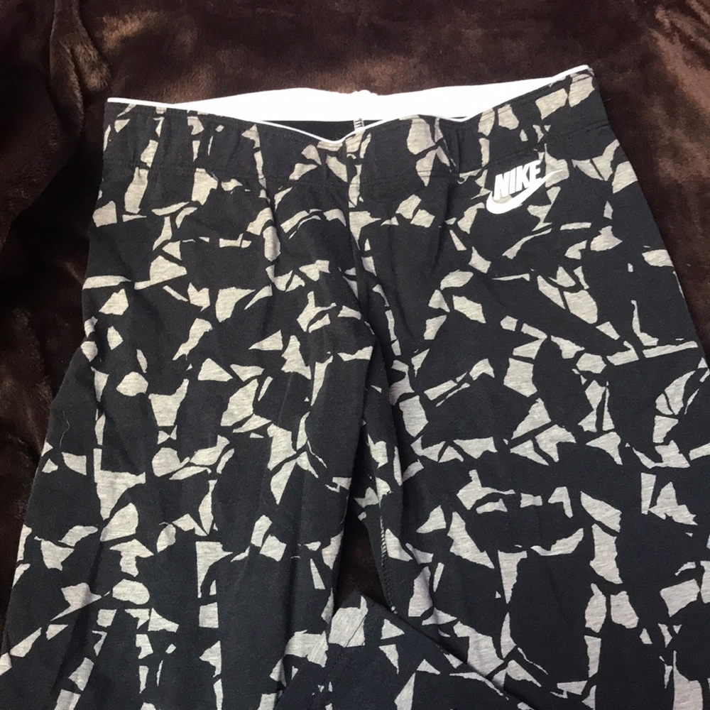 Nike Capri Leggings